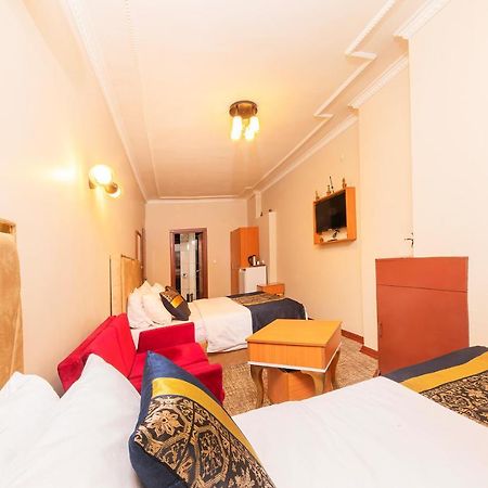 Vefa Hotel&Suites Istanbul Bagian luar foto